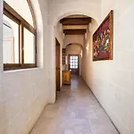 4 Bedroom With Private Pool Дом отдыха Арб