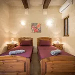 بيت للعطل 4 Bedroom With Private Pool