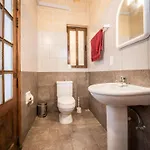 4 Bedroom With Private Pool Арб